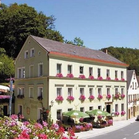 Gasthof & Hotel Goldener Hirsch Bad Berneck im Fichtelgebirge Exterior foto